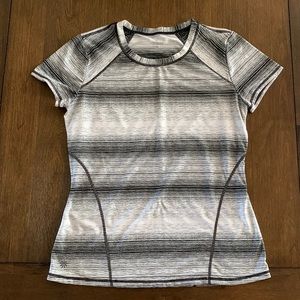 Athleta Short Sleeve Top